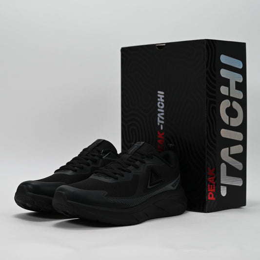 PEAK FOOTWEAR