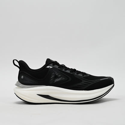 PEAK FOOTWEAR