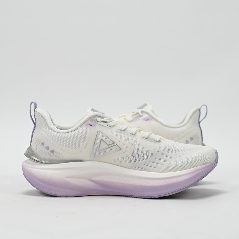 PEAK FOOTWEAR