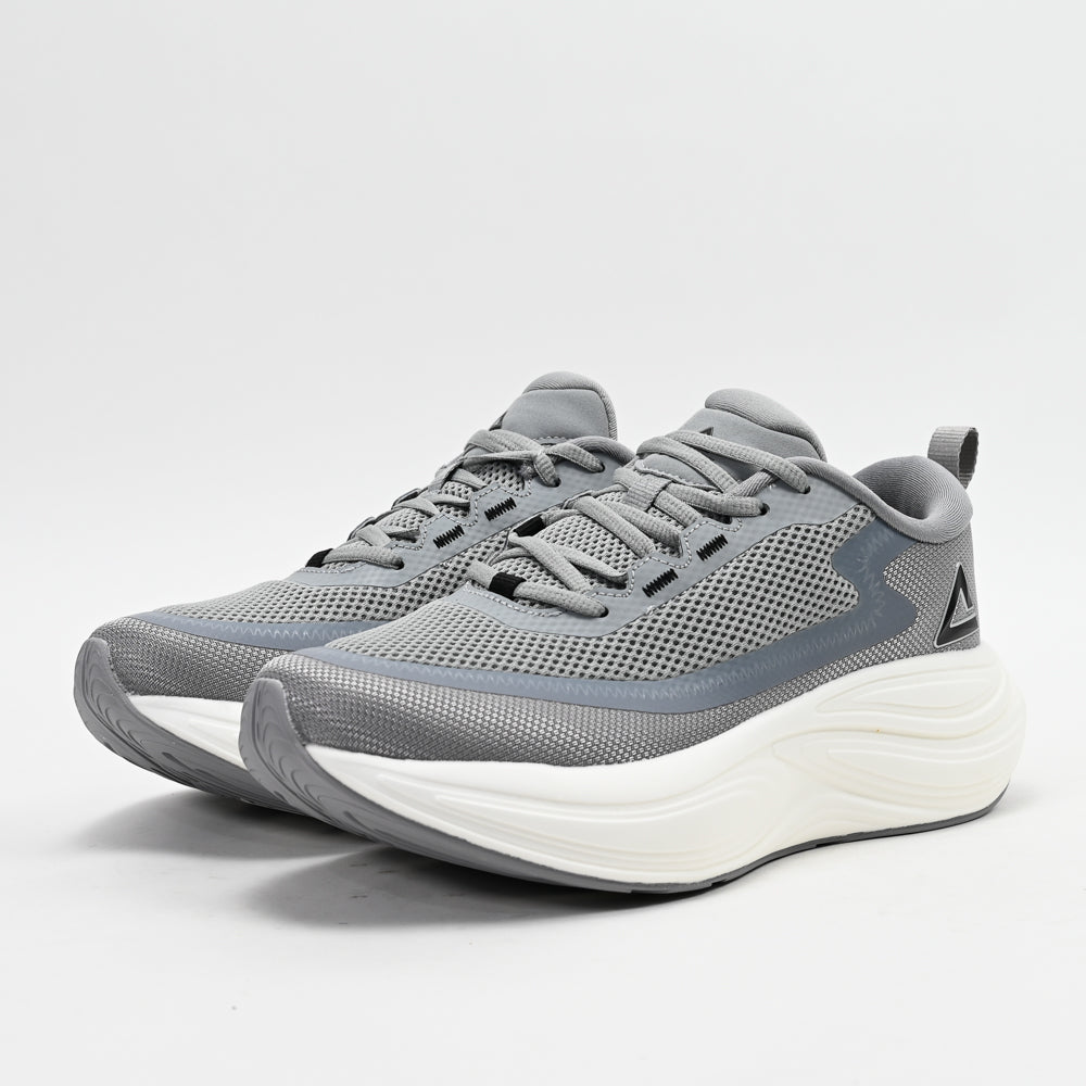 PEAK FOOTWEAR