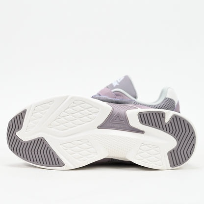 PEAK FOOTWEAR