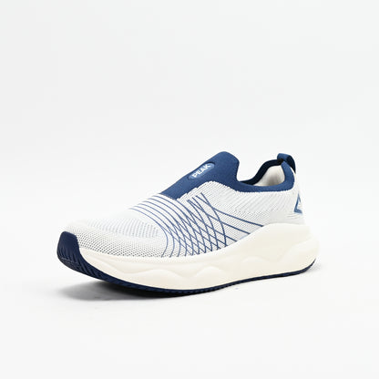 PEAK FOOTWEAR