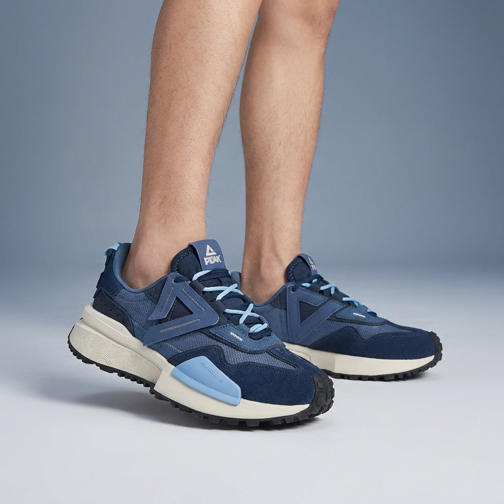 PEAK SHOES