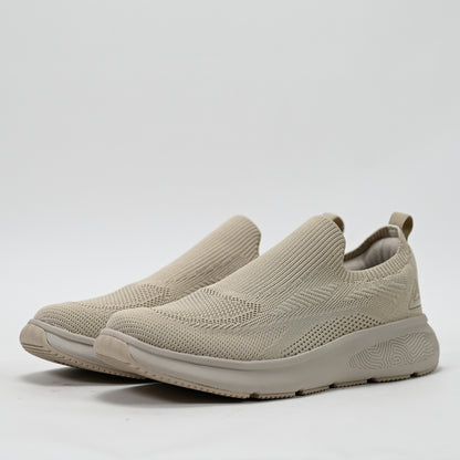PEAK FOOTWEAR