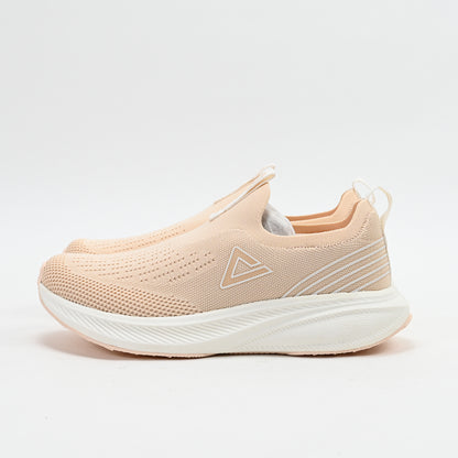 PEAK FOOTWEAR