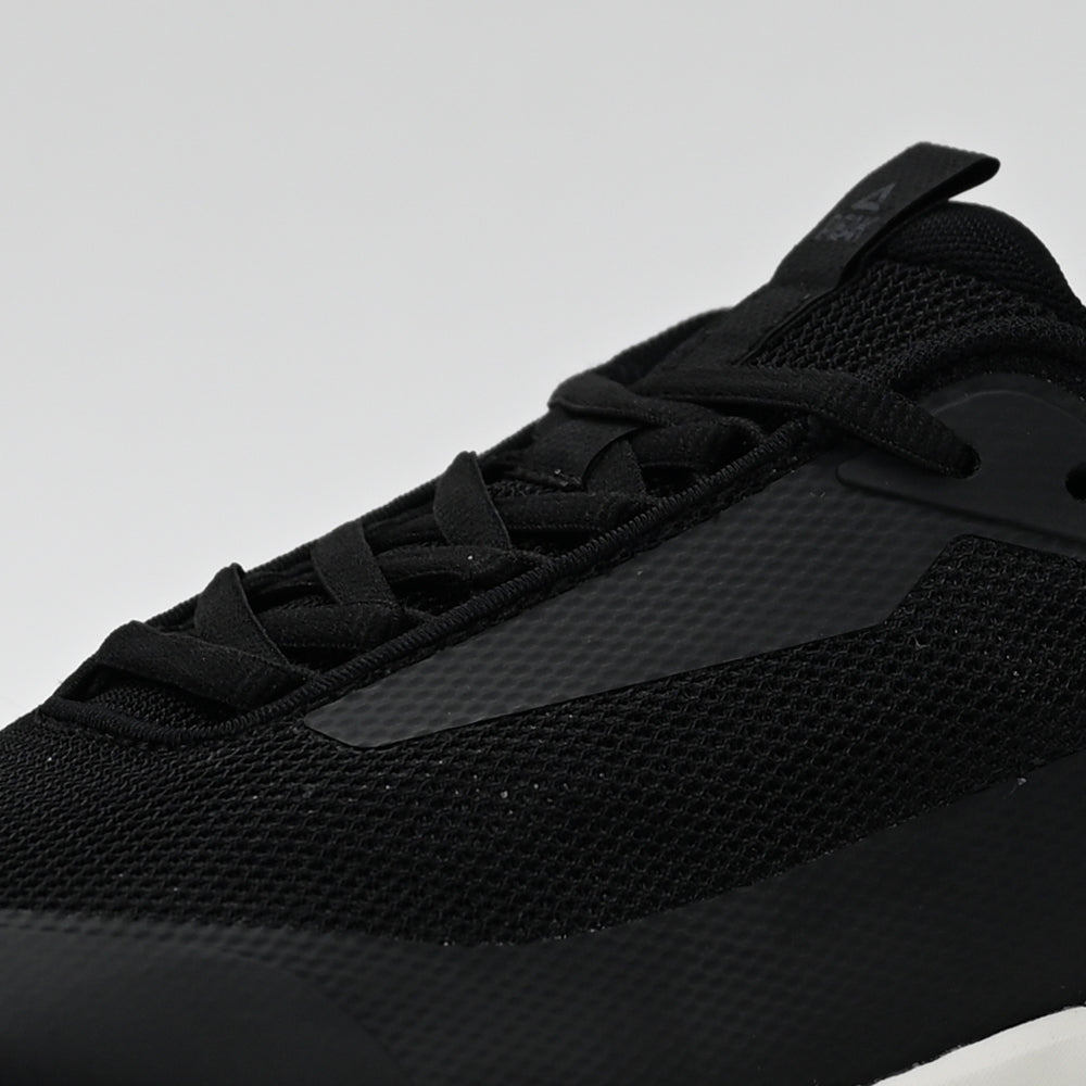 PEAK FOOTWEAR