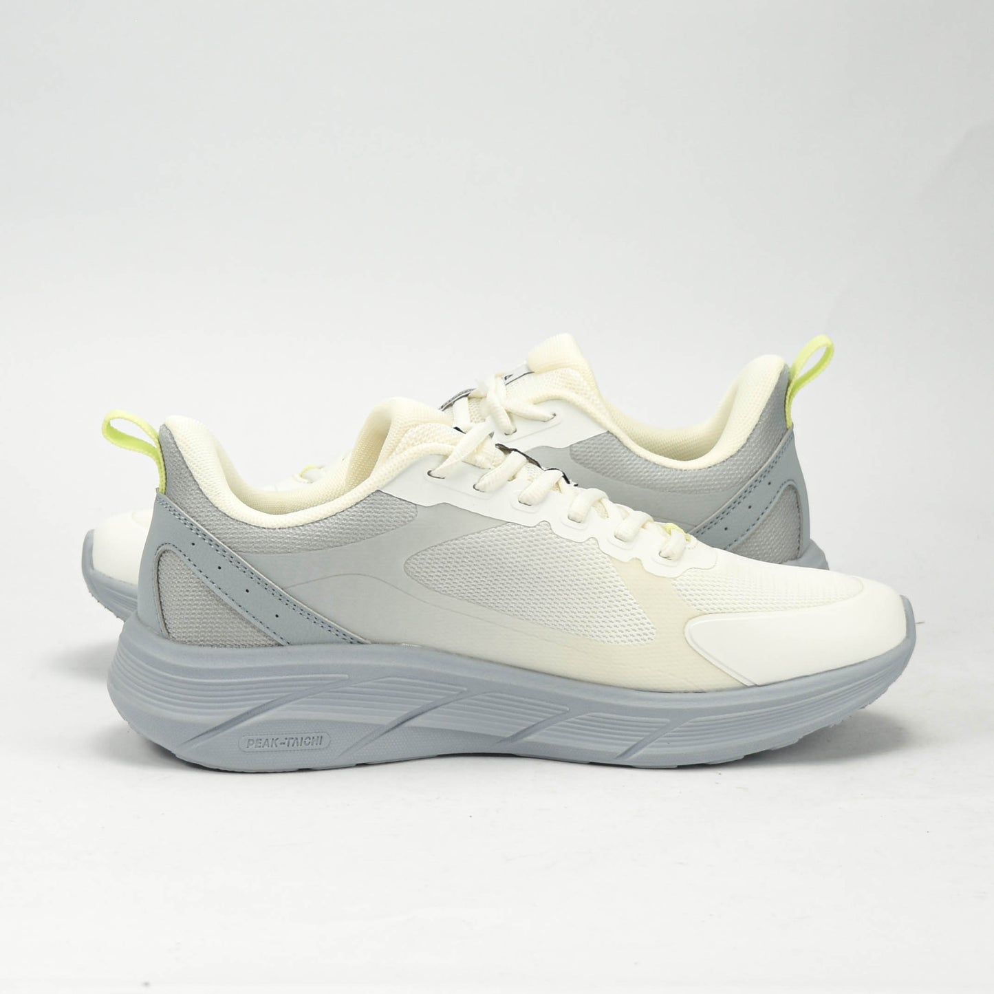 PEAK SPORTS SHOES