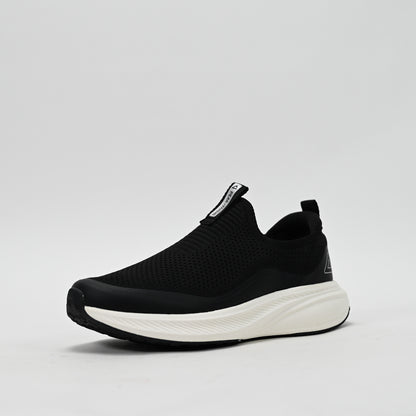 PEAK FOOTWEAR