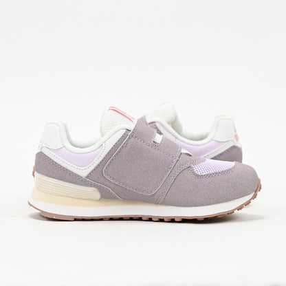 PEAK FOOTWEAR