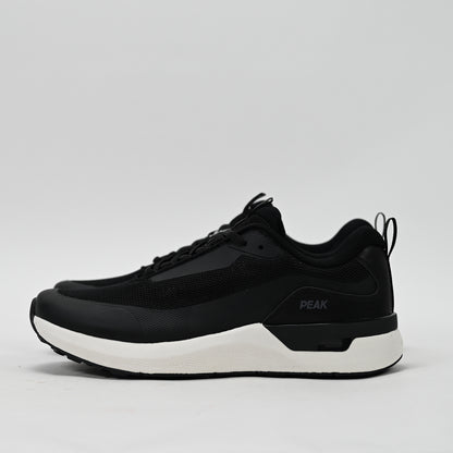 PEAK FOOTWEAR