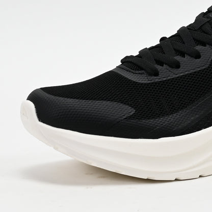 PEAK FOOTWEAR