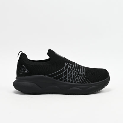 PEAK FOOTWEAR