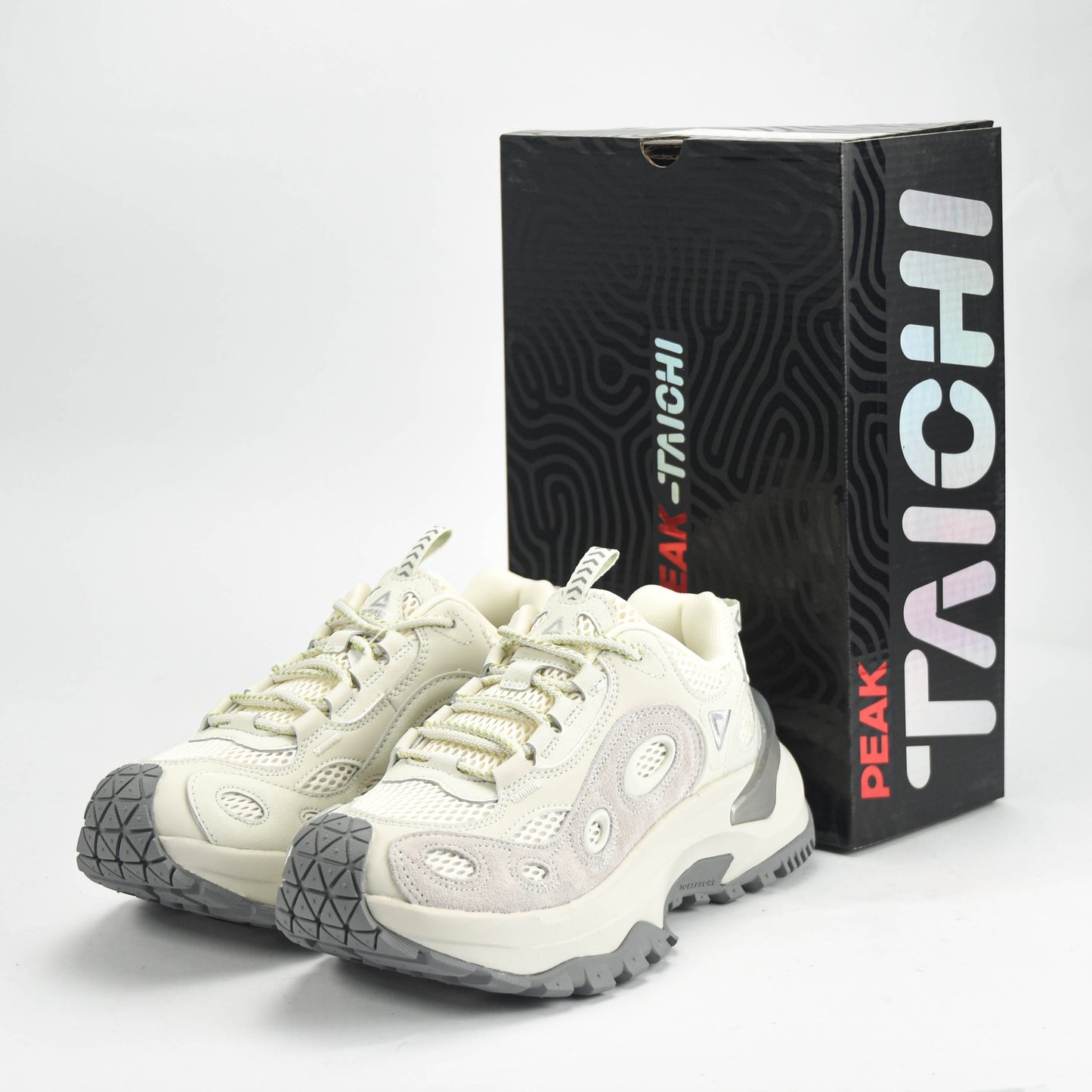 PEAK SHOES