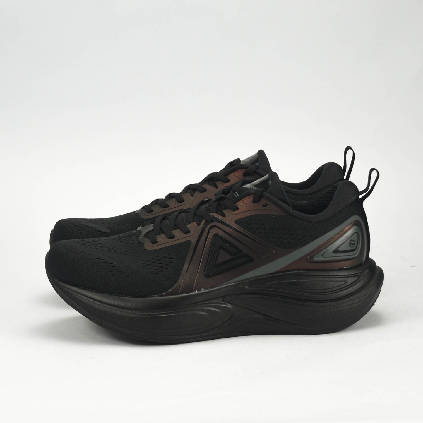 PEAK SPORTS SHOES
