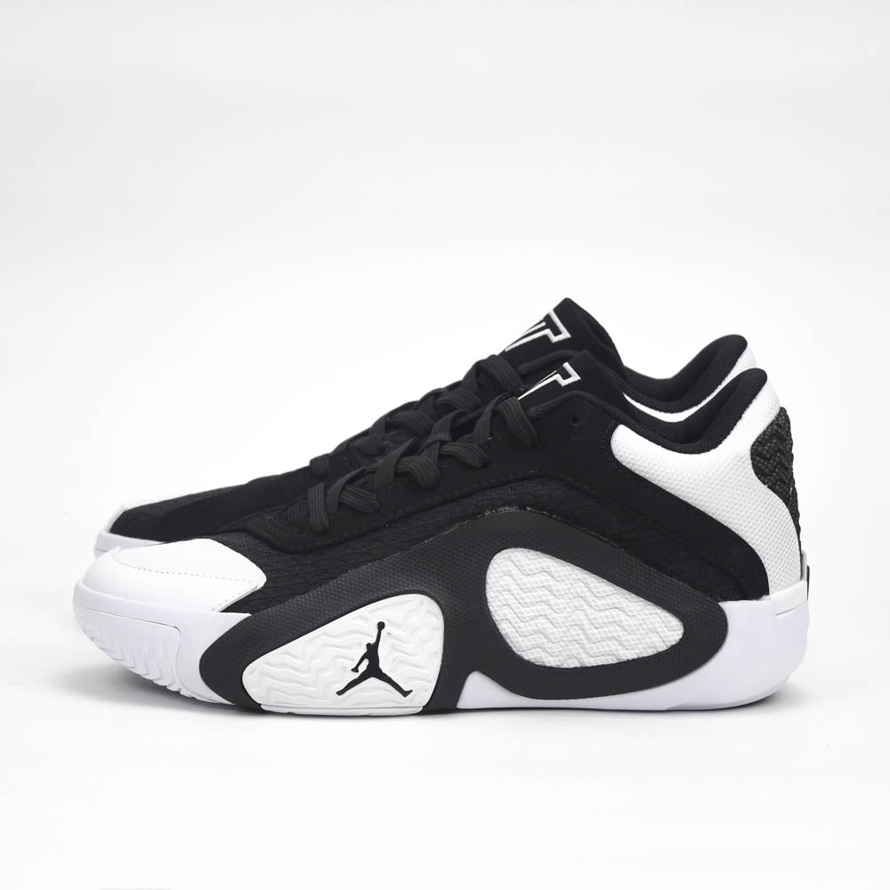 NIKE  AIR JORDAN Tatum 2