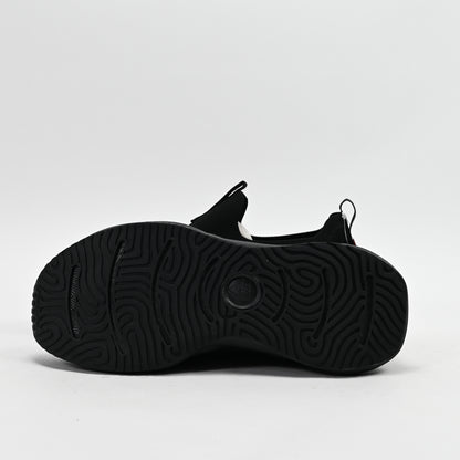 PEAK FOOTWEAR