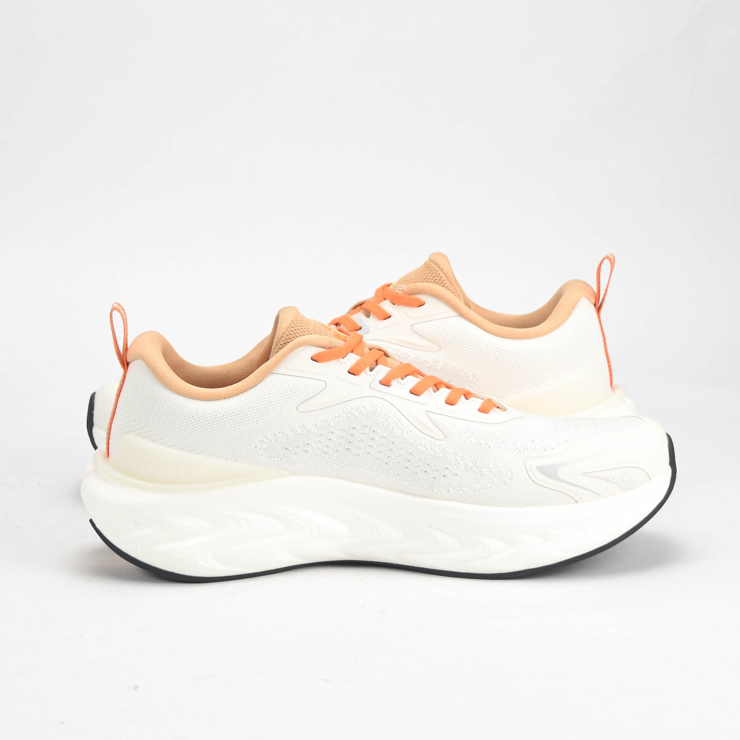 PEAK SHOES