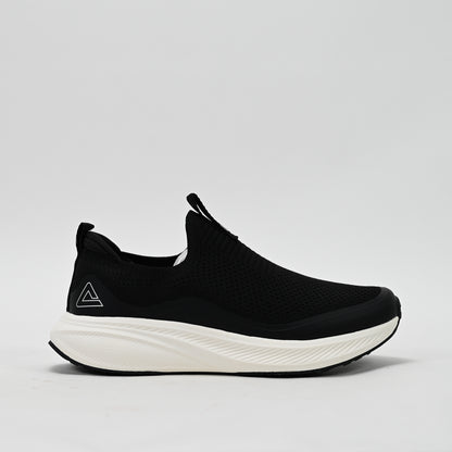 PEAK FOOTWEAR