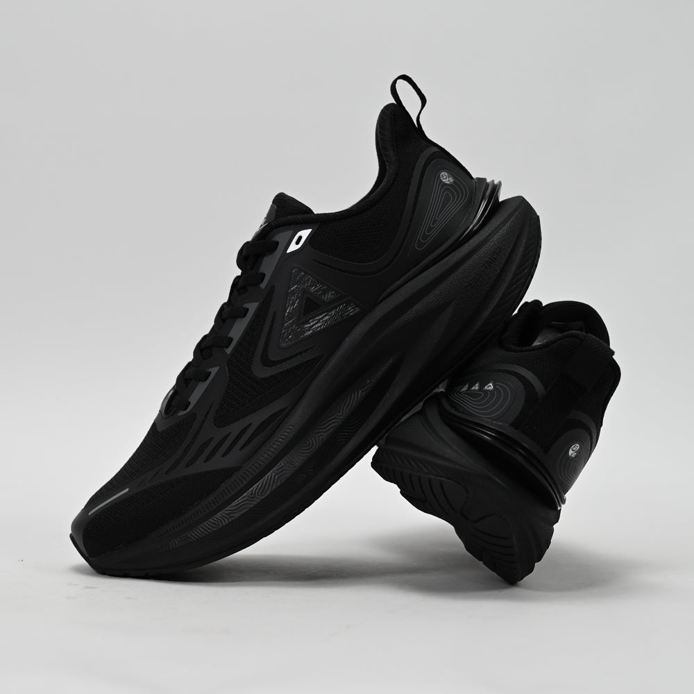 PEAK FOOTWEAR