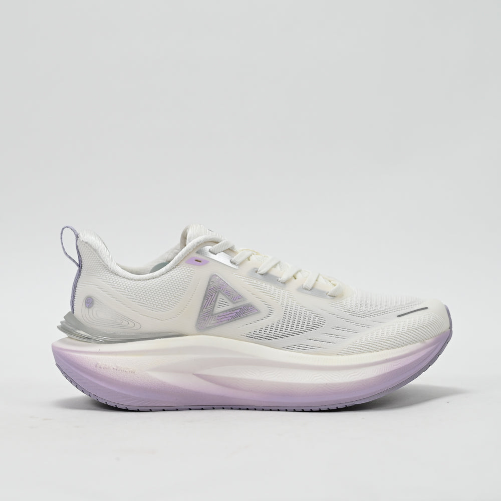 PEAK FOOTWEAR