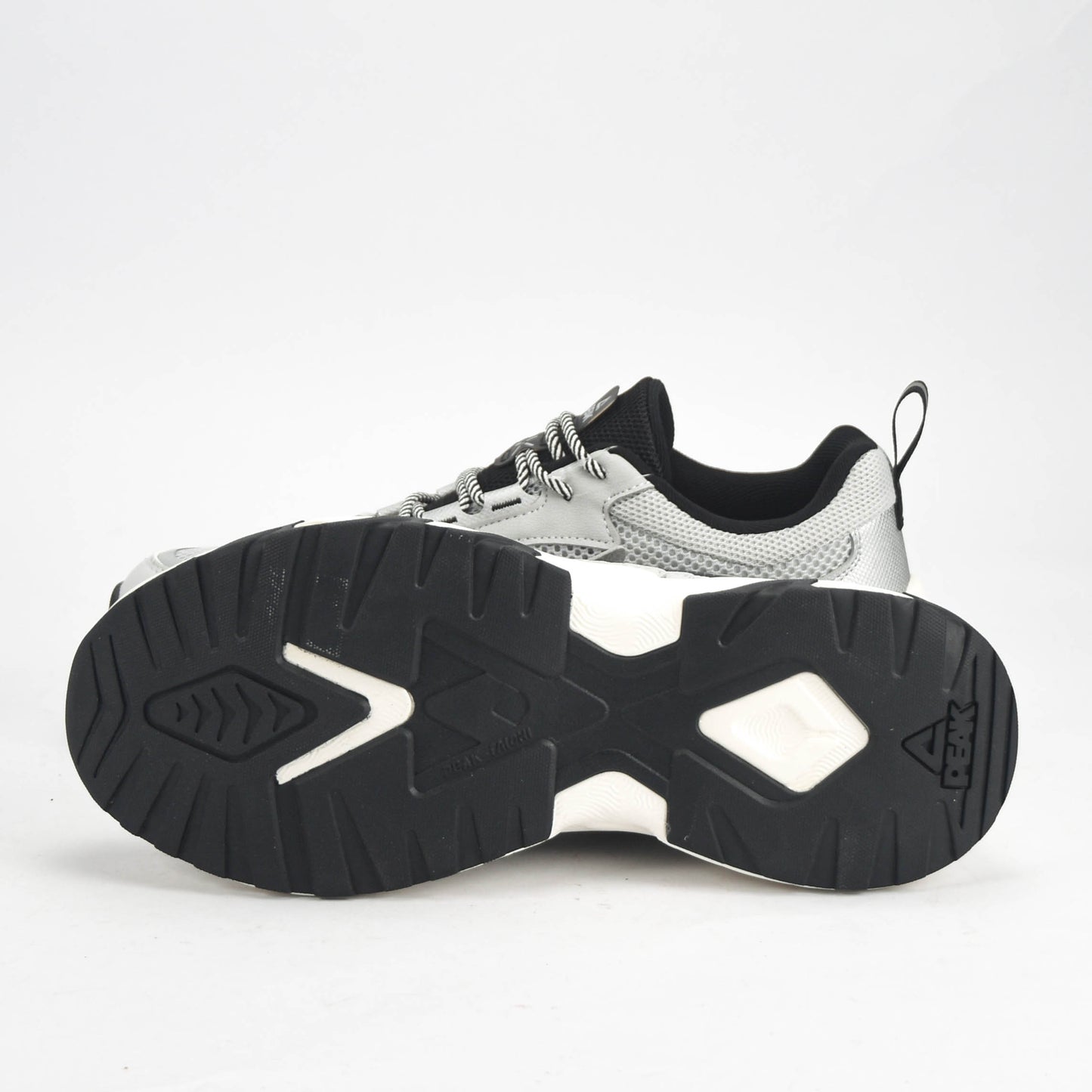 PEAK SHOES