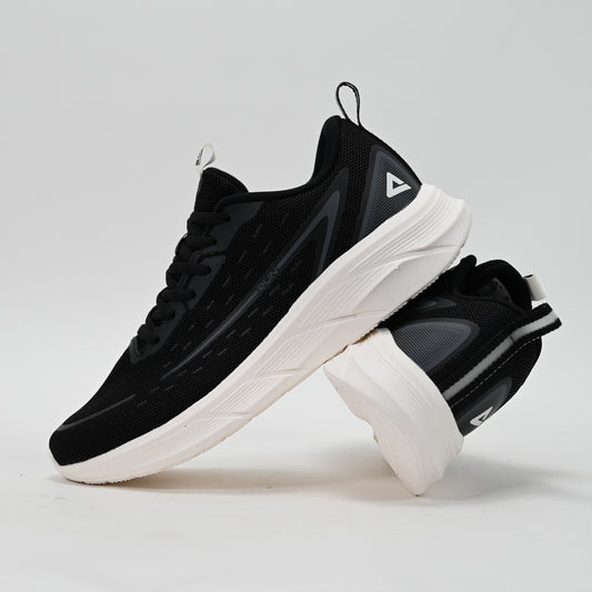 PEAK FOOTWEAR