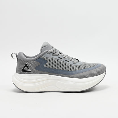 PEAK FOOTWEAR