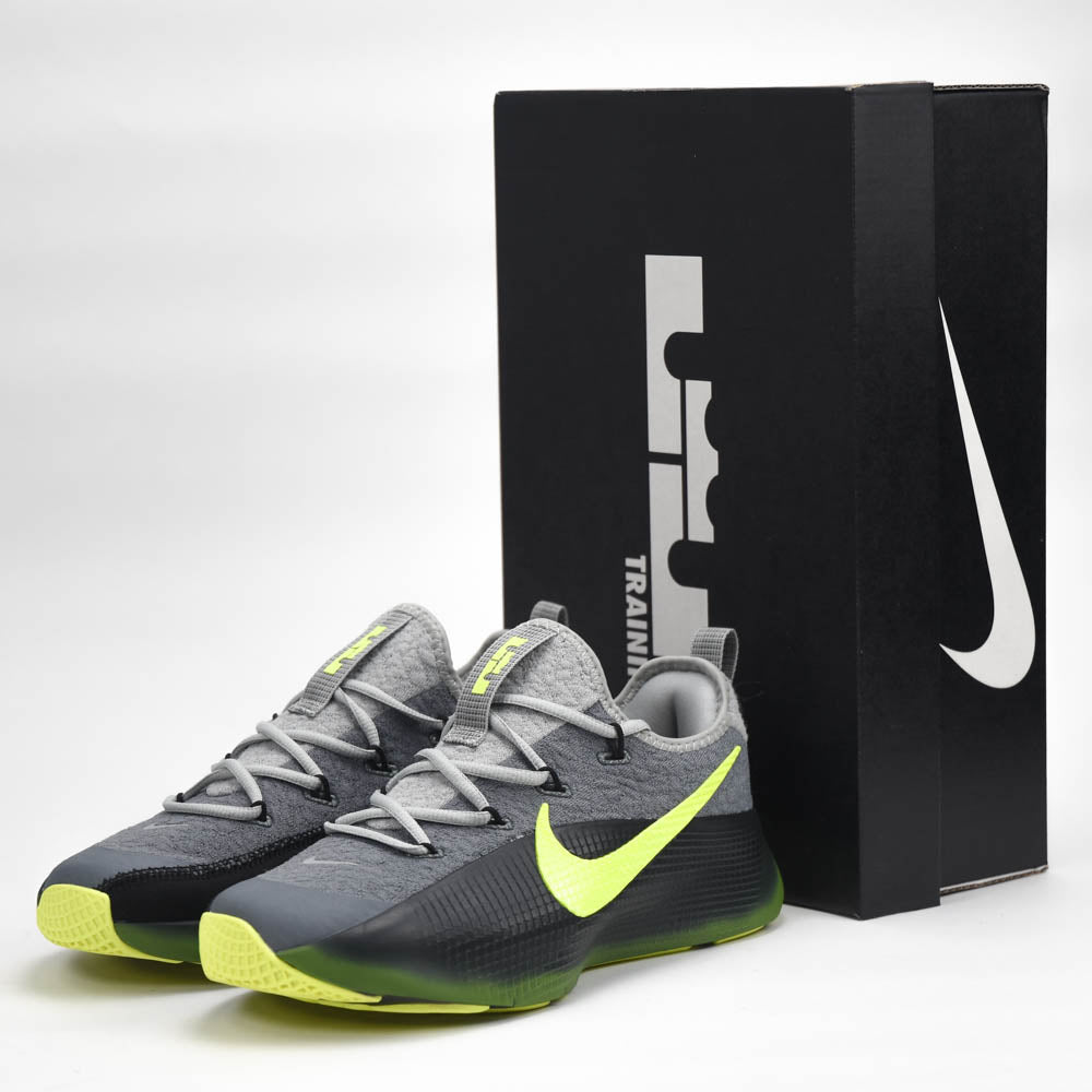 NIKE LeBron