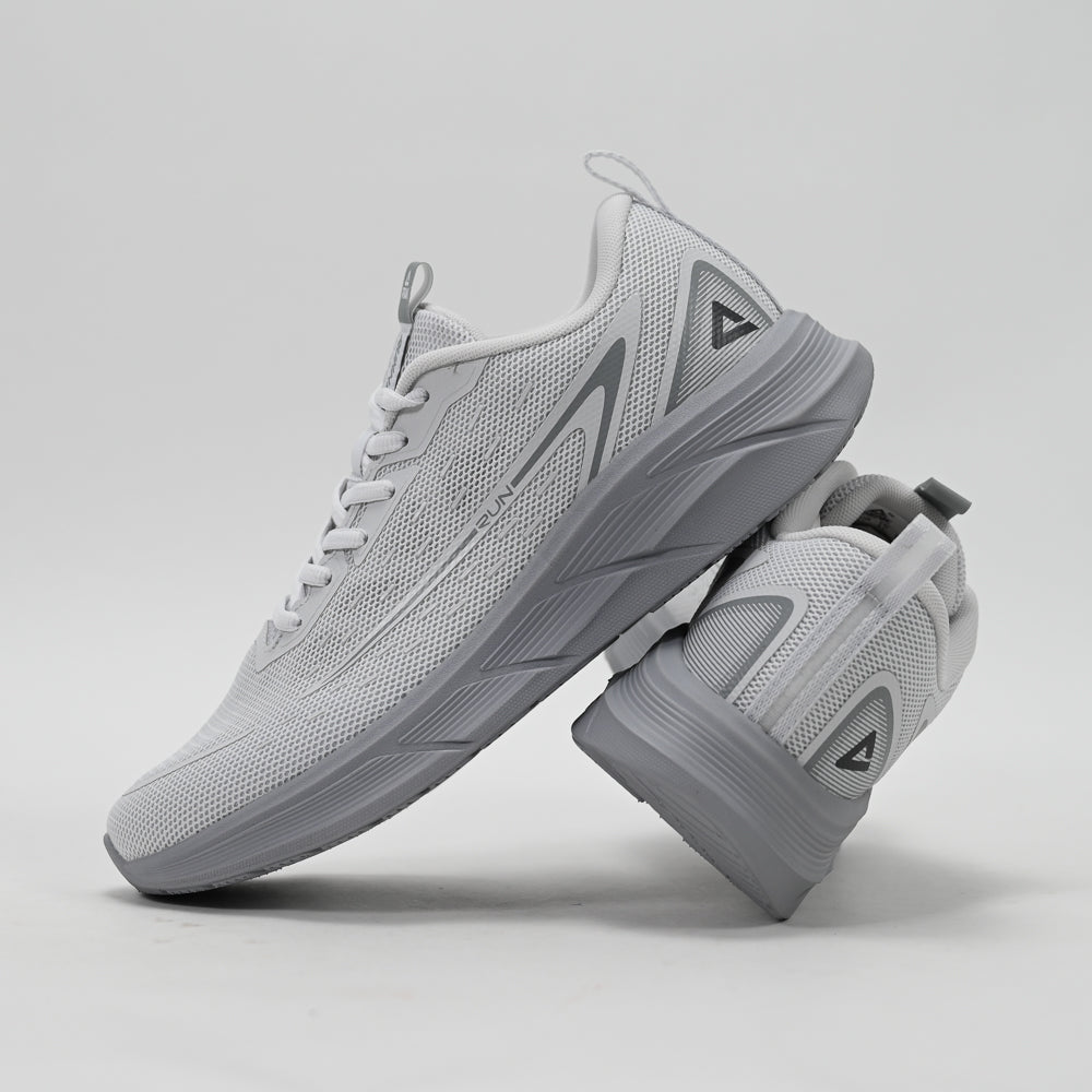 PEAK FOOTWEAR