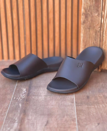 PUCA  SLIPPERS CRATER BROWN. 10934