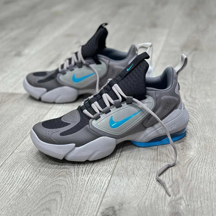 NIKE AIR MAX ALPHA SAVAGE