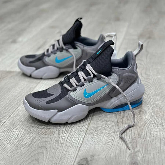 NIKE AIR MAX ALPHA SAVAGE