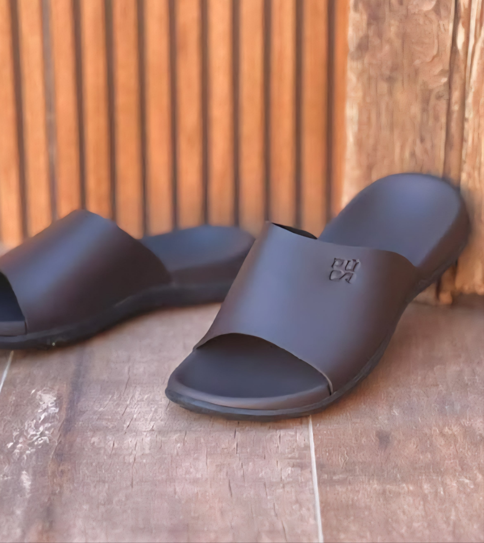 PUCA  SLIPPERS CRATER BROWN. 10934