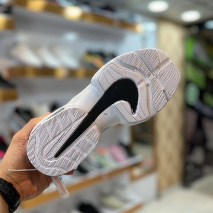 NIKE AIR MAX ALPHA SAVAGE