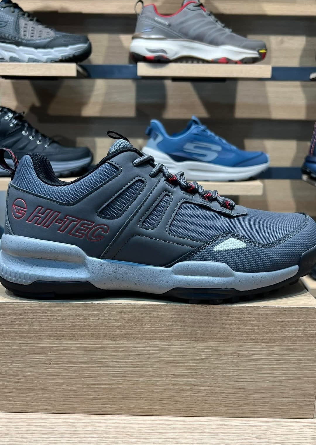 .Hi-Tec Barchan 🇬🇧 O014188