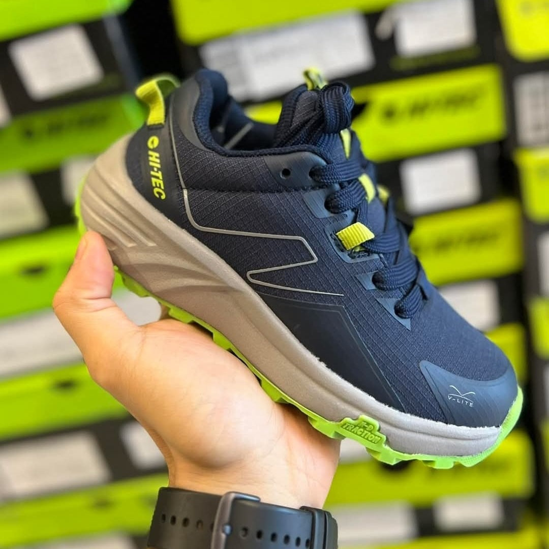 .Hi-Tec Tempo JNR O014517