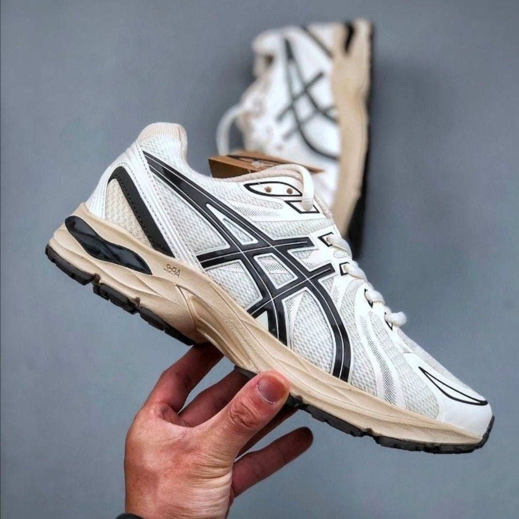 ASICS GEL FLUX CN