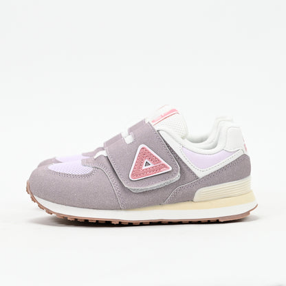 PEAK FOOTWEAR