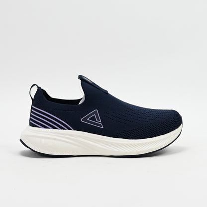 PEAK FOOTWEAR