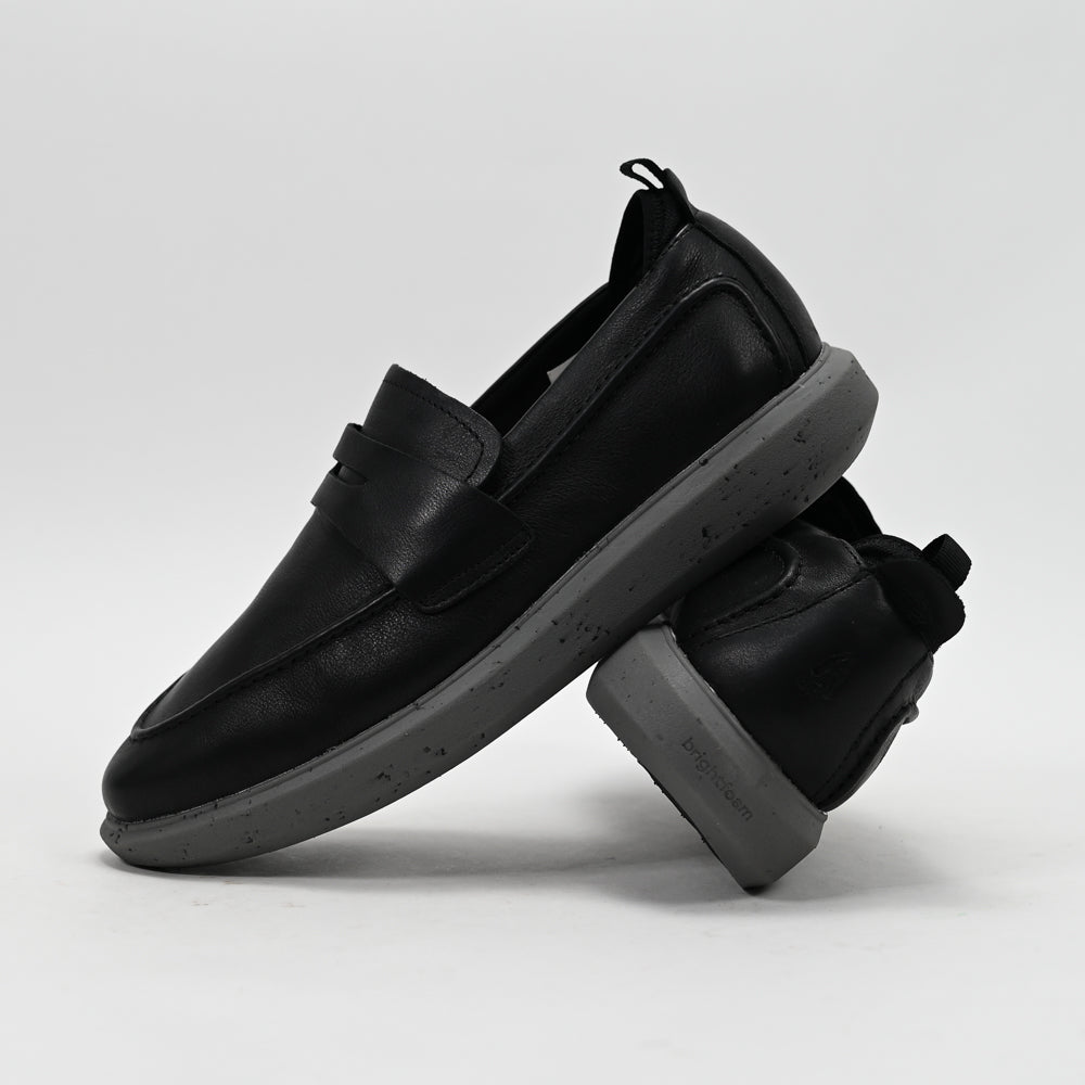 HUSH PUPPIES FOOTWEAR