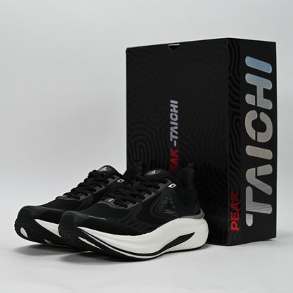 PEAK FOOTWEAR