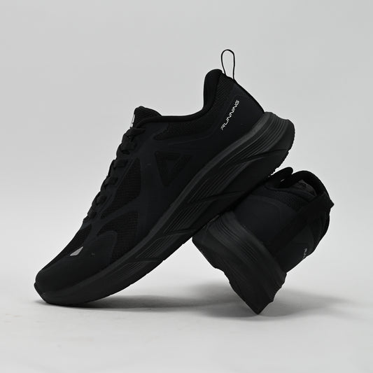 PEAK FOOTWEAR
