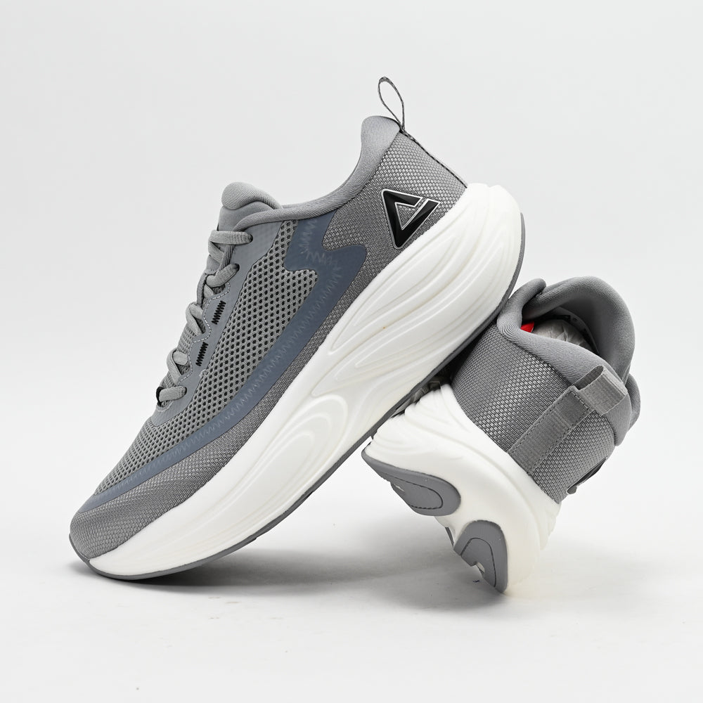 PEAK FOOTWEAR