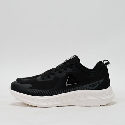 PEAK FOOTWEAR