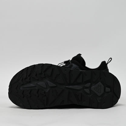 PEAK FOOTWEAR