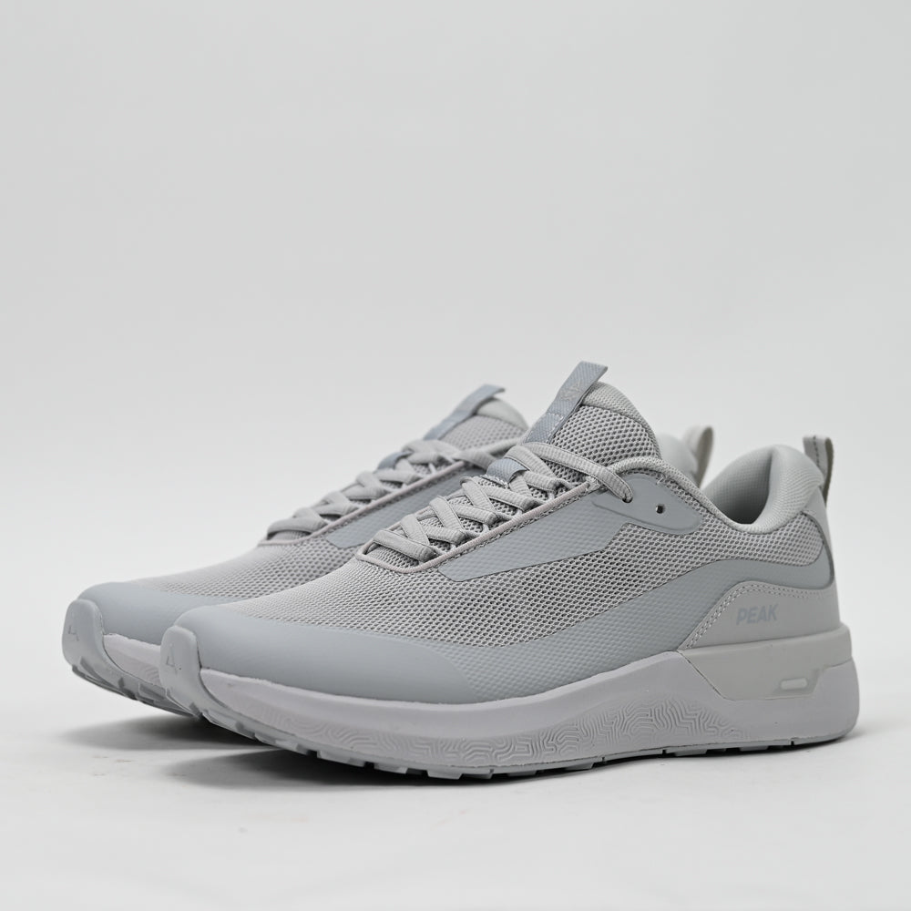 PEAK FOOTWEAR