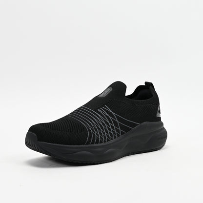 PEAK FOOTWEAR
