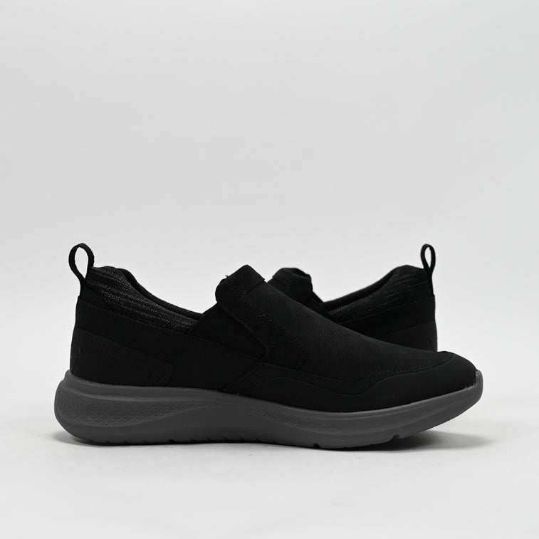 HUSH PUPPIES FOOTWEAR