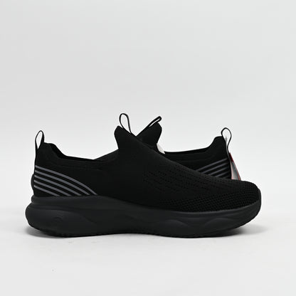 PEAK FOOTWEAR