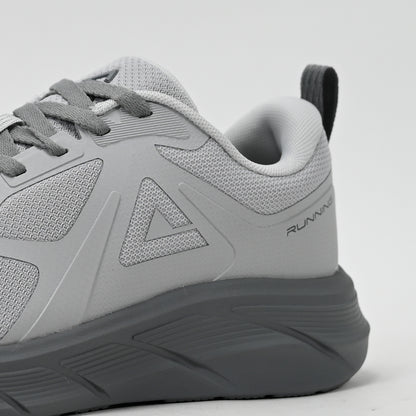 PEAK FOOTWEAR